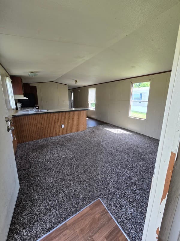 Fayetteville House: 2502 Cattail Cir