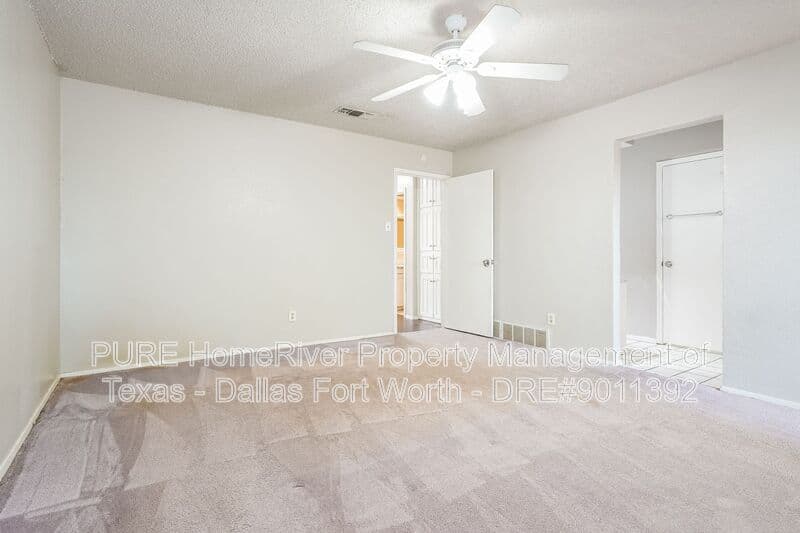 North Richland Hills House: 7232 Timberidge Drive