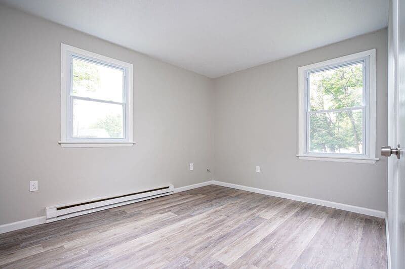 Springfield Condo: 48-50 Rifle St