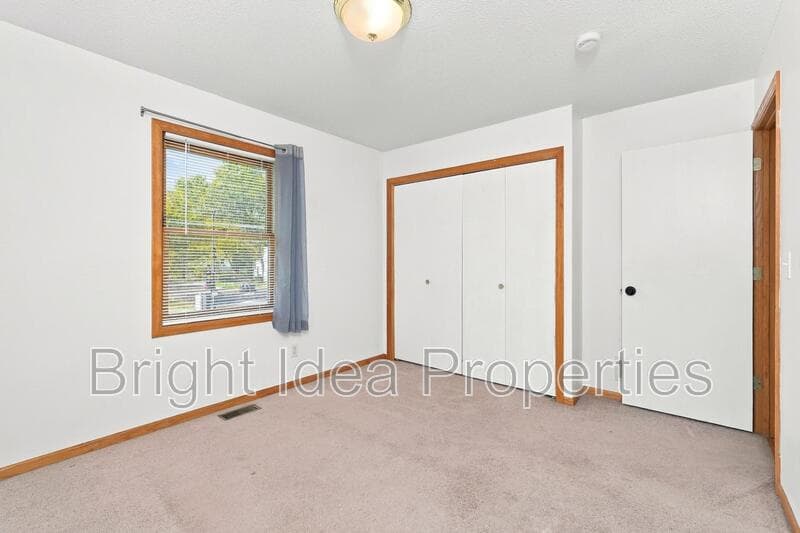 Minneapolis House: 2324 Emerson Avenue North