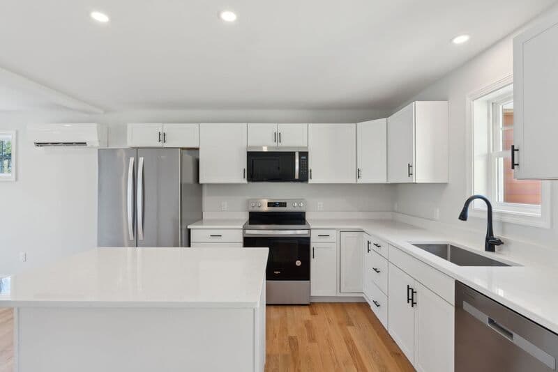 Kennebunk Condo: 17 Legacy Lane