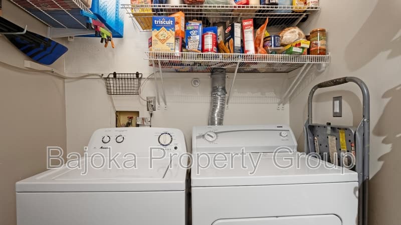 Detroit Condo: 6533 East Jefferson Avenue - 224