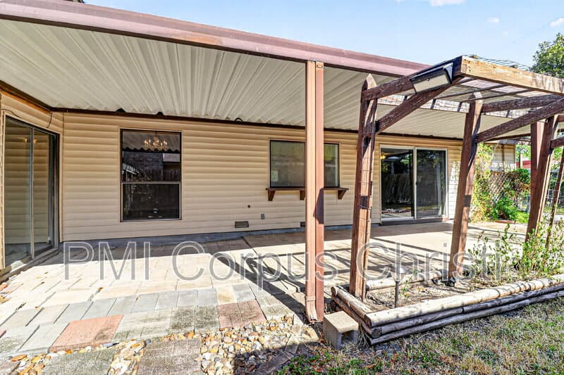 Corpus Christi House: 5030 Merganser Drive
