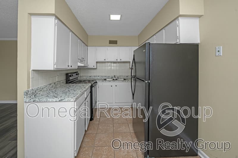 Montgomery Condo: 4724 S Court St
