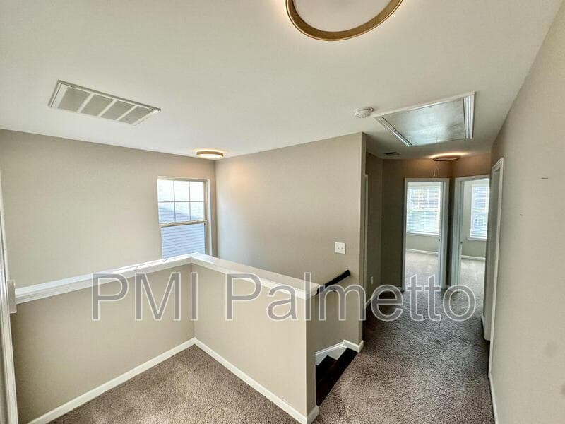 West Columbia House: 117 Weeping Oak Lane