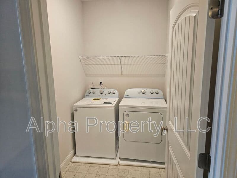 Greer House: 73 Tannery Dr