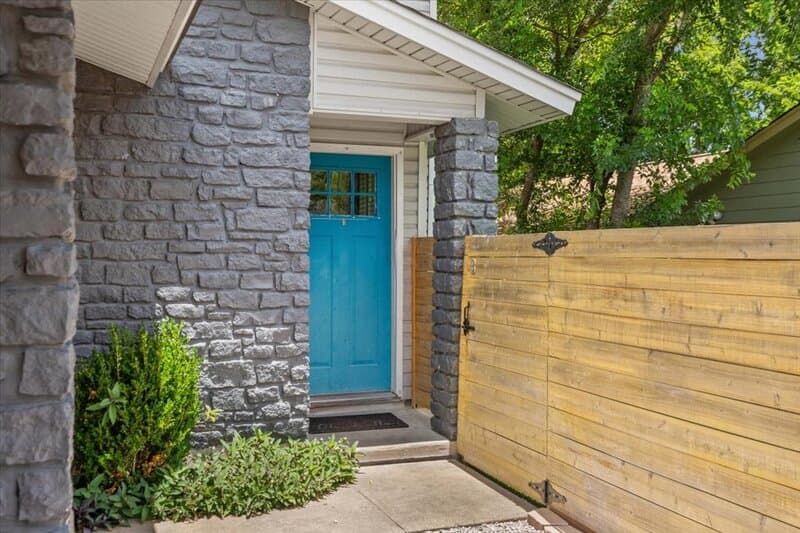 Austin Condo: 826 King Albert Street - B