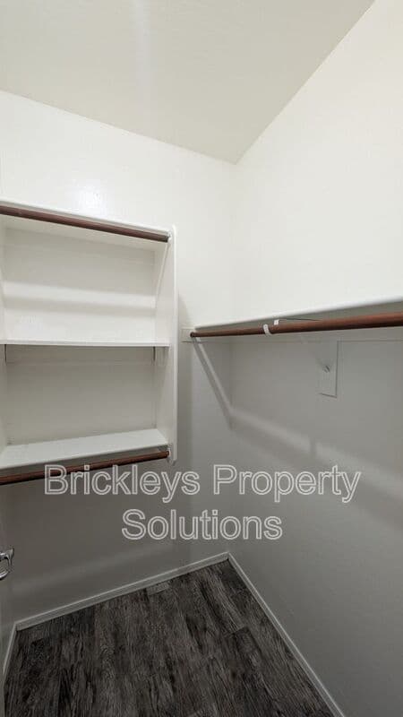 Chandler House: 1311 E Marlin Dr