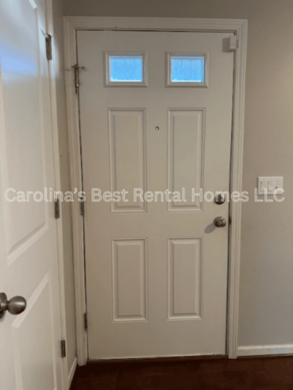 Columbia House: 257 Allans Mill Drive