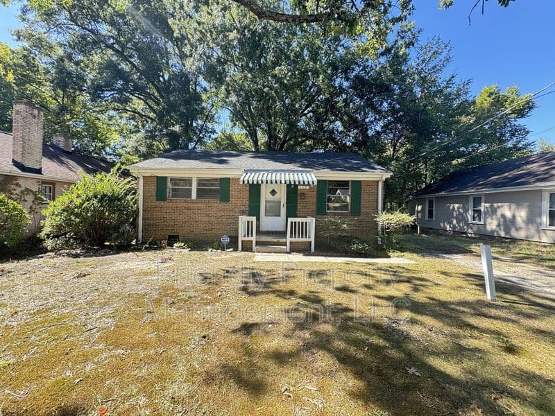 Greensboro House: 1112 Caldwell St