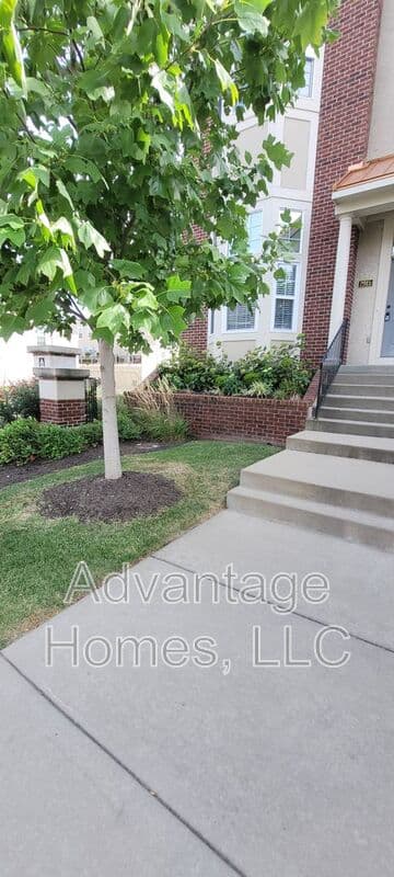 Kansas City House: 2915 Swift St