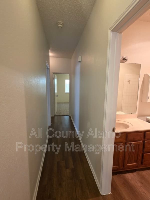 San Antonio Condo: 3439 Ridge Smoke