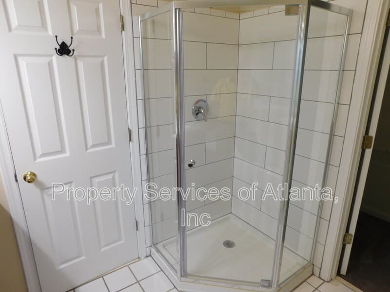 Marietta House: 2506 Waterstone Way