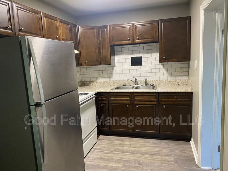 Augusta House: 2507 Elderberry Drive