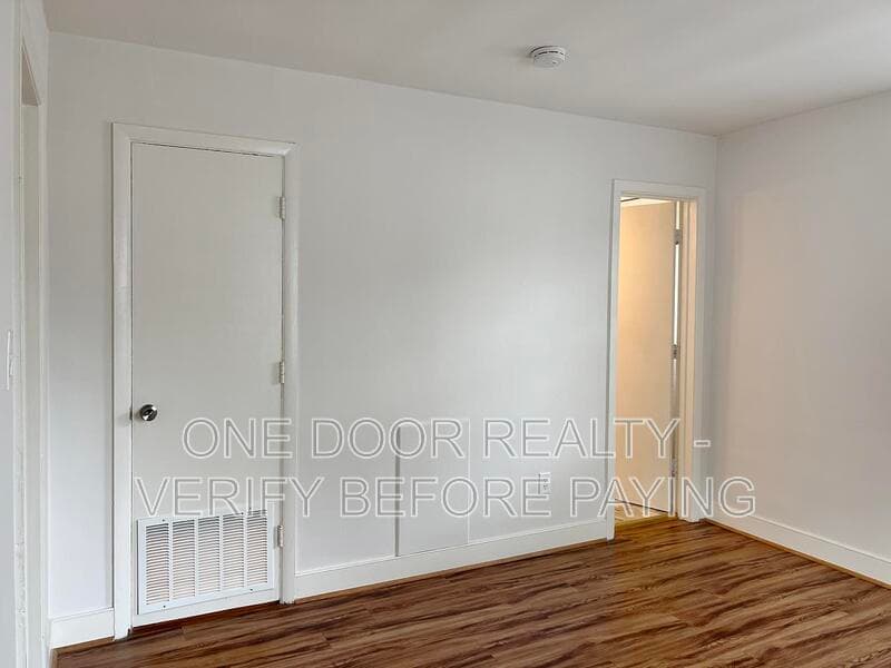 Williamsburg Condo: 732 Scotland Street