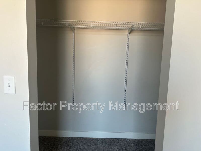 North Mankato Condo: 235 Belgrade Ave