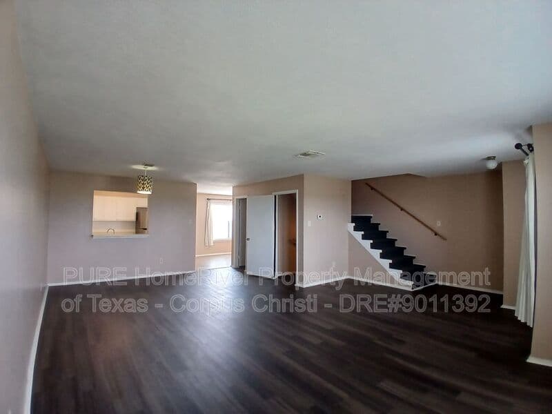 Corpus Christi Townhome: 4401 River Valley Dr