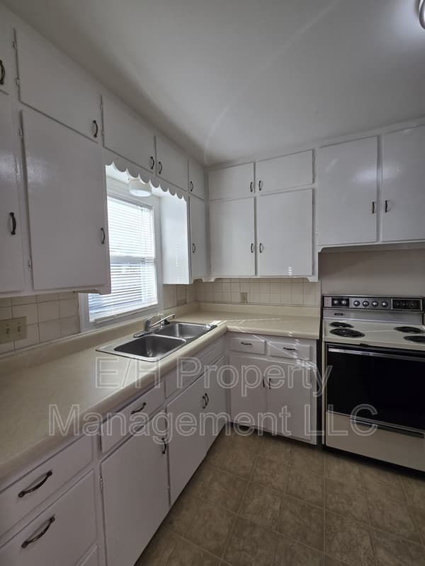 Wichita Condo: 1009 West Maple Street
