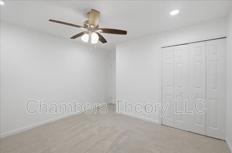 Springfield House: 7838 Brompton St