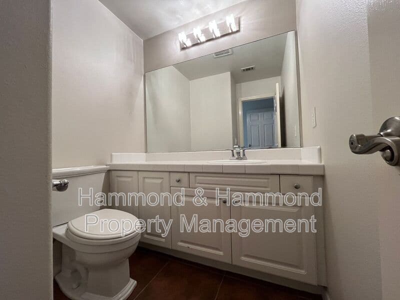 Simi Valley House: 5552 Evening Sky Dr