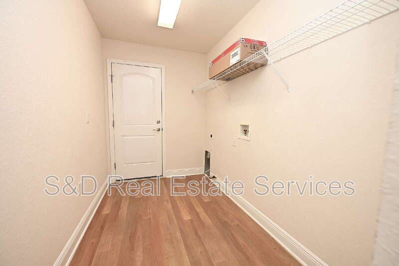 Bartow House: 1631 Taylor Landing Dr
