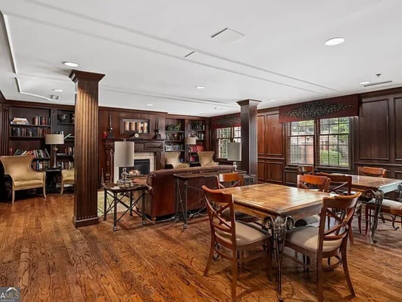 Atlanta Condo: 1735 Peachtree Street NE #428