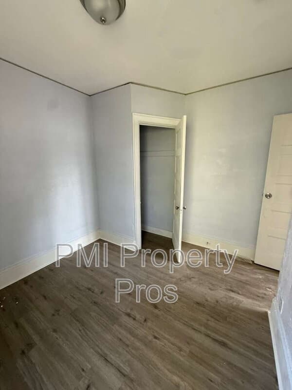 Milwaukee Condo: 1623 N 38th St