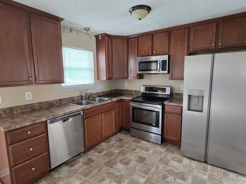 Richmond House: 959 Wheelwood Way