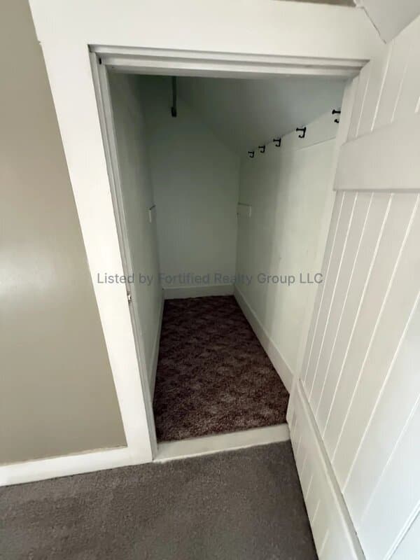 Fall River Condo: 575 Mount Hope Ave