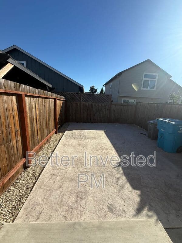 Santa Rosa Condo: 1676-A Waring Ct