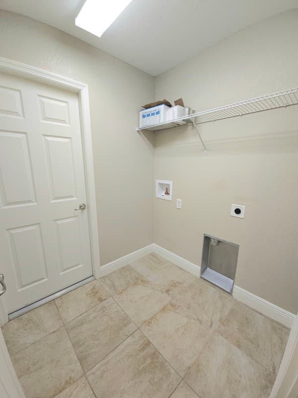 Ocala House: 106 Marion Oaks Pass
