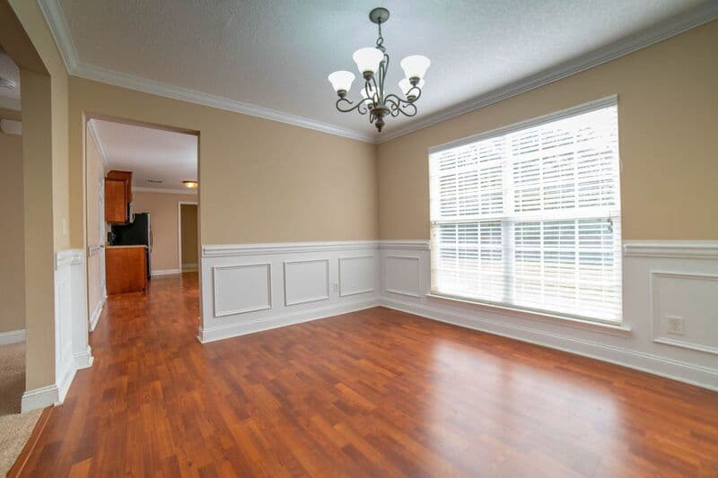 Hinesville House: 211 Augusta Way