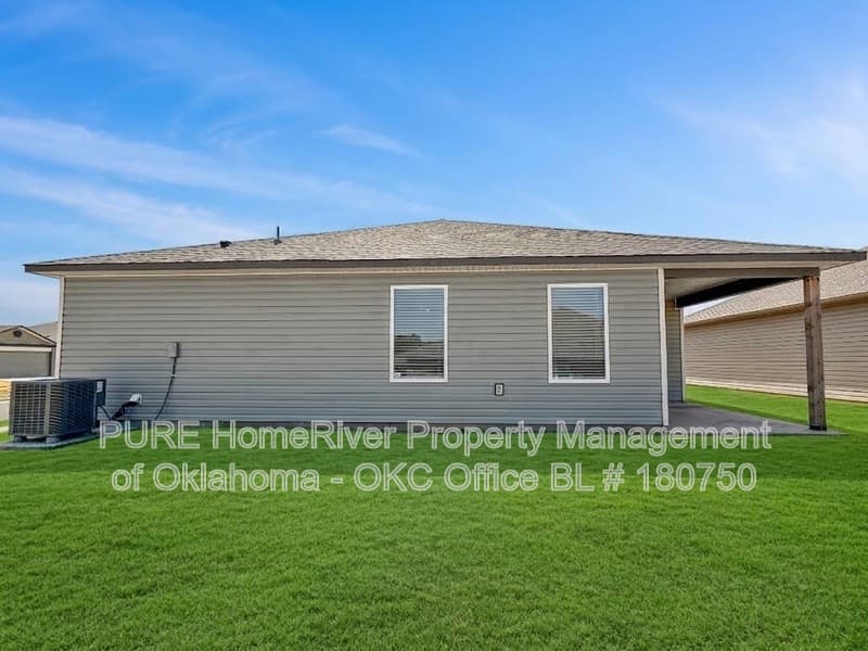 Chickasha House: 2014 Taylor St