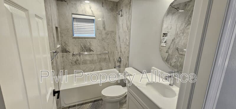 Winter Garden Condo: 1120 Lincoln Terrace