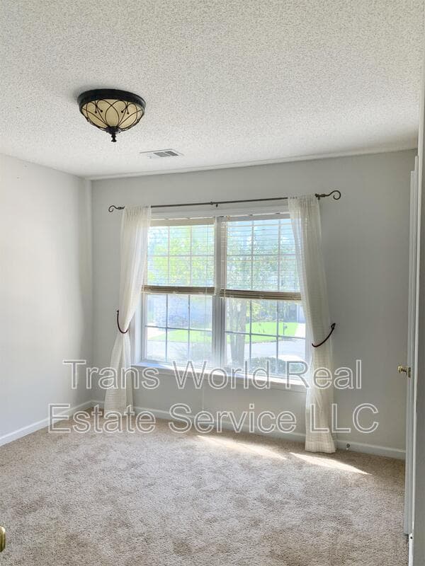 Alpharetta House: 485 Chippenham Court