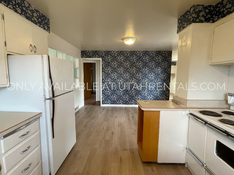 Richfield House: 158 W 500 N