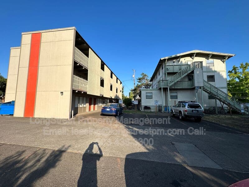 Corvallis Condo: 115 NW 15th St