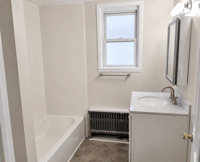 Albany Condo: 120 South Lake Avenue - 1