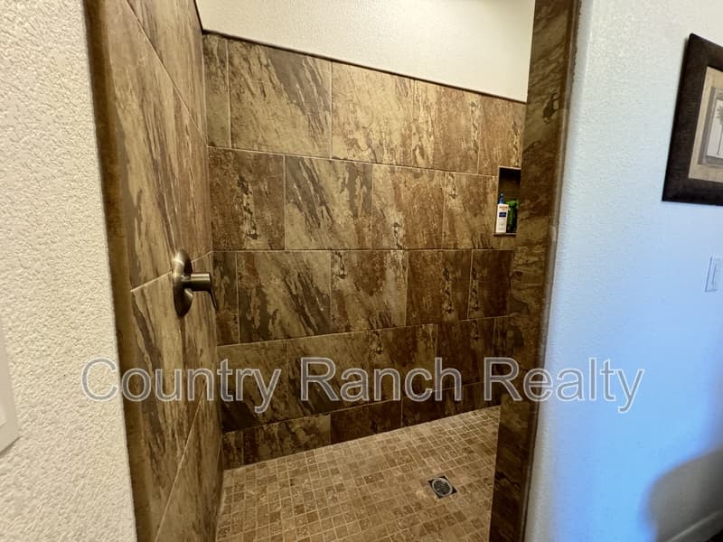 Bullhead City House: 2539 Bora Trail