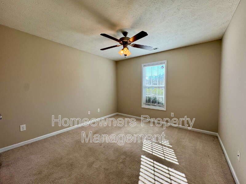 Raeford House: 114 Edisto Ct