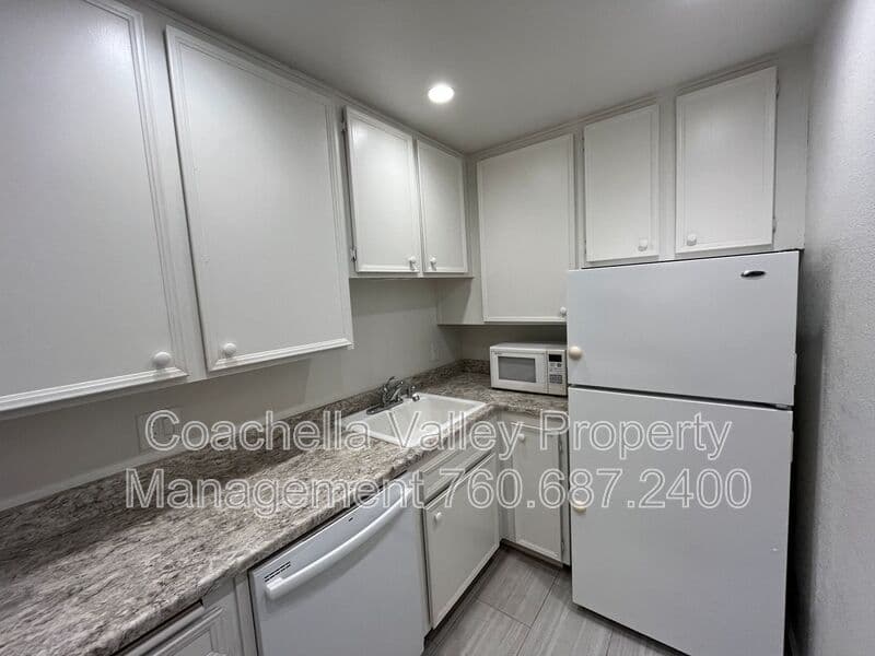 Palm Springs House: 2800 N Los Felices Cir W