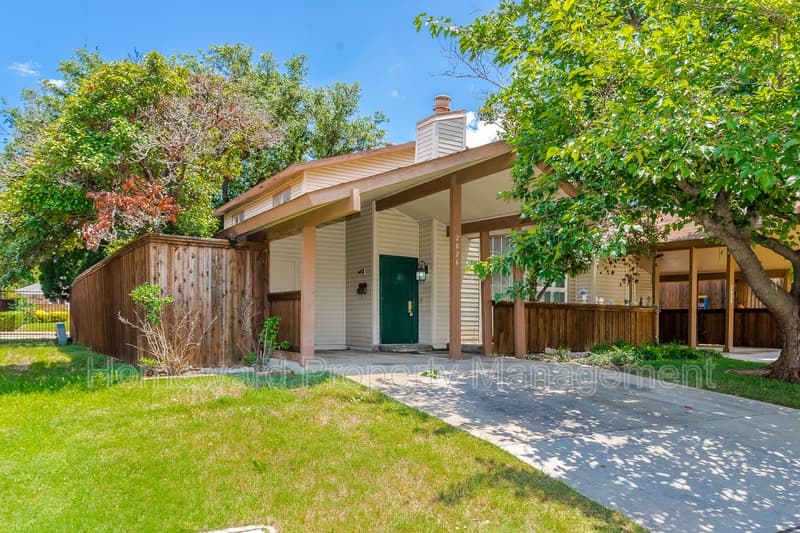 Carrollton Condo: 2026 Via Ballena - 1
