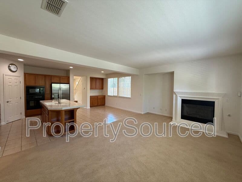 Tracy House: 2099 Frank Blondin Lane