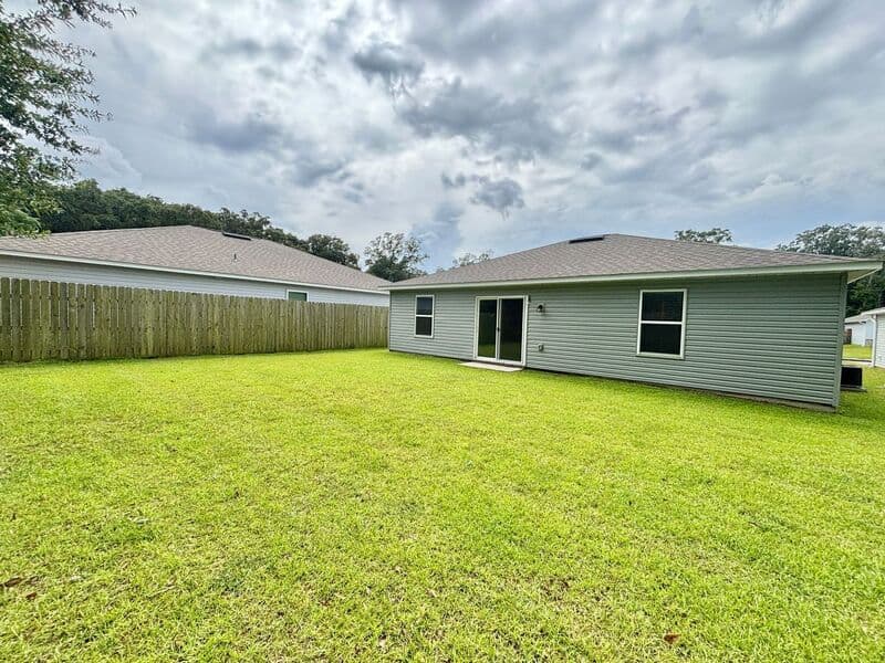Pensacola House: 7812 Maxton Rd