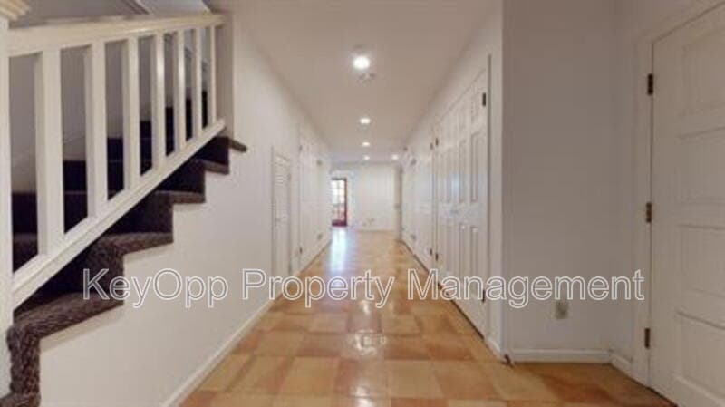 San Francisco House: 450 28th Avenue