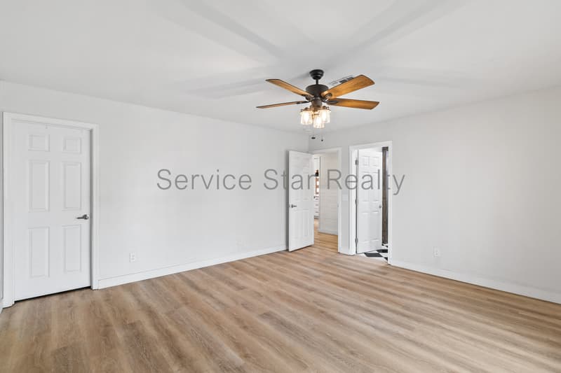 Tempe House: 2162 E Concorda Dr