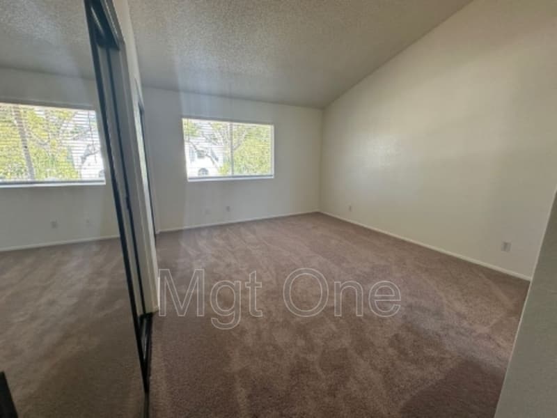 Mission Viejo House: 27721 Berwick