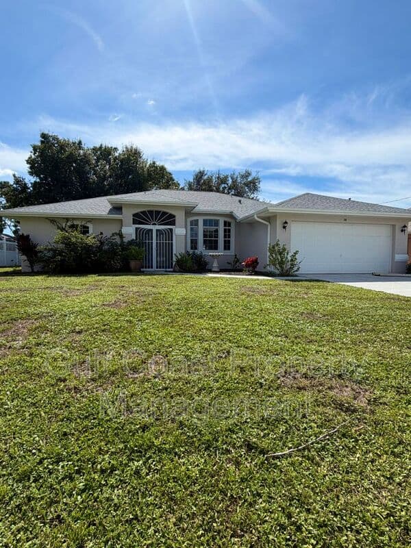 Rotonda West House: 58 Sportsman Lane