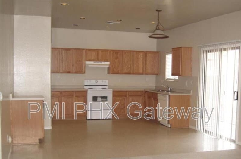 Anthem House: 3776 W Wayne Lane