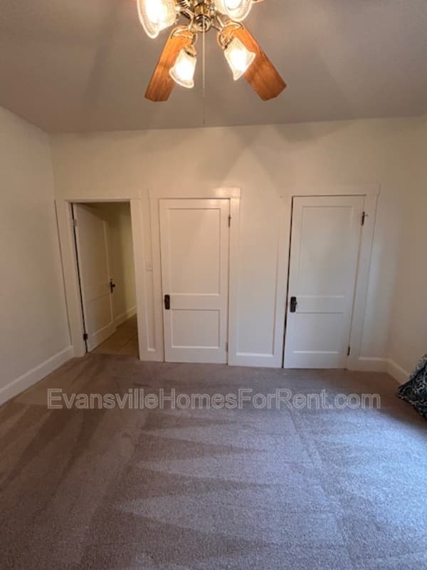 Evansville House: 4500 Middle Mount Vernon Road